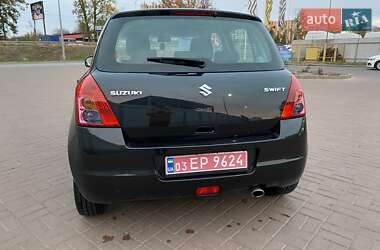 Хэтчбек Suzuki Swift 2010 в 