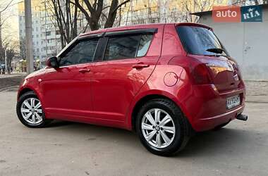 Хэтчбек Suzuki Swift 2007 в 