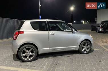 Хэтчбек Suzuki Swift 2009 в 