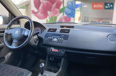 Хэтчбек Suzuki Swift 2008 в 