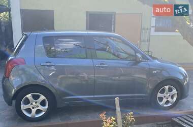 Хэтчбек Suzuki Swift 2007 в 