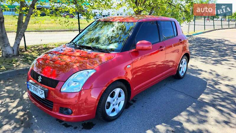 Хетчбек Suzuki Swift 2007 в 