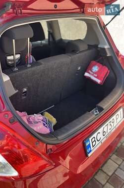 Хэтчбек Suzuki Swift 2010 в 