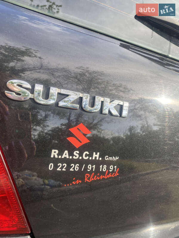 Хэтчбек Suzuki Swift 2007 в Киеве