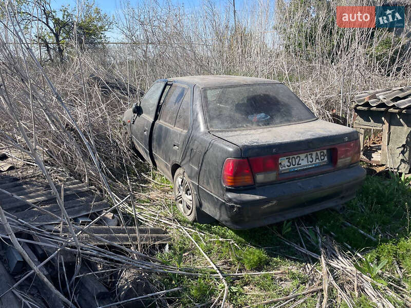 Седан Suzuki Swift 1992 в 