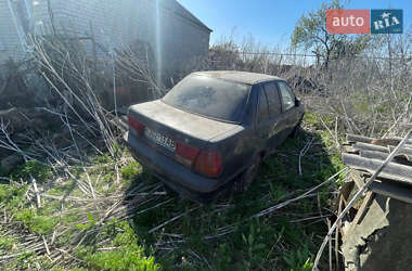 Седан Suzuki Swift 1992 в 
