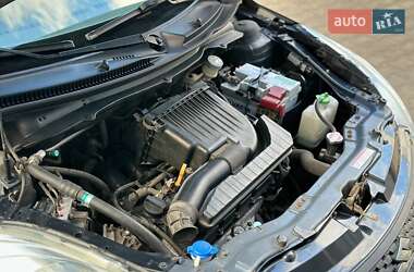 Хетчбек Suzuki Swift 2011 в 