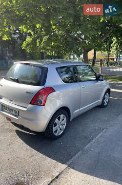 Хэтчбек Suzuki Swift 2008 в 