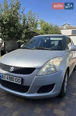 Хэтчбек Suzuki Swift 2011 в 
