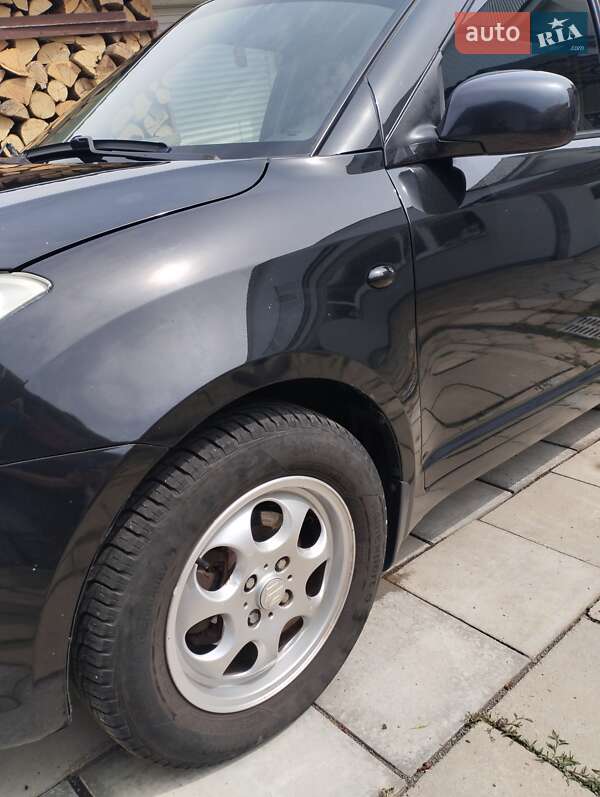 Хэтчбек Suzuki Swift 2010 в Ужгороде