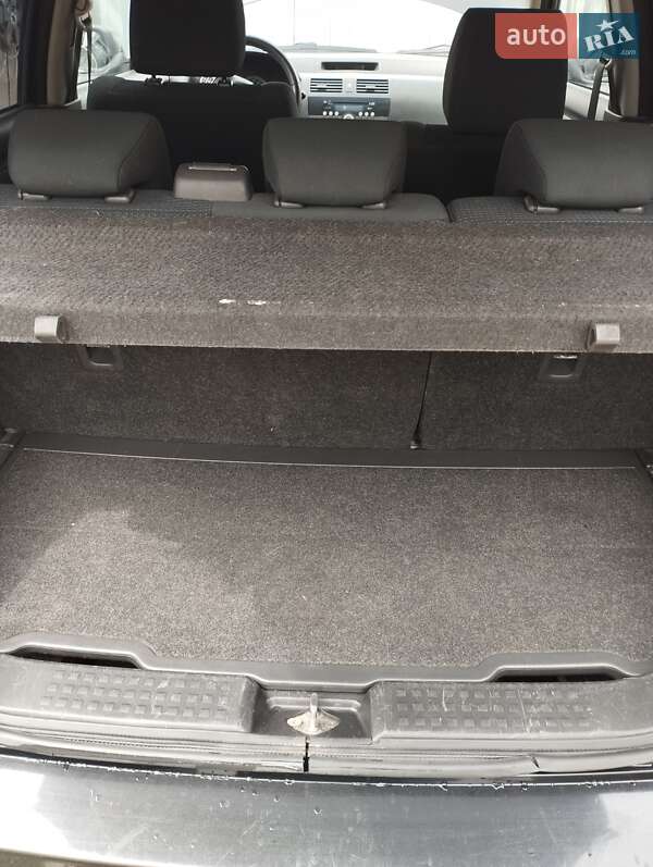Хэтчбек Suzuki Swift 2010 в Ужгороде