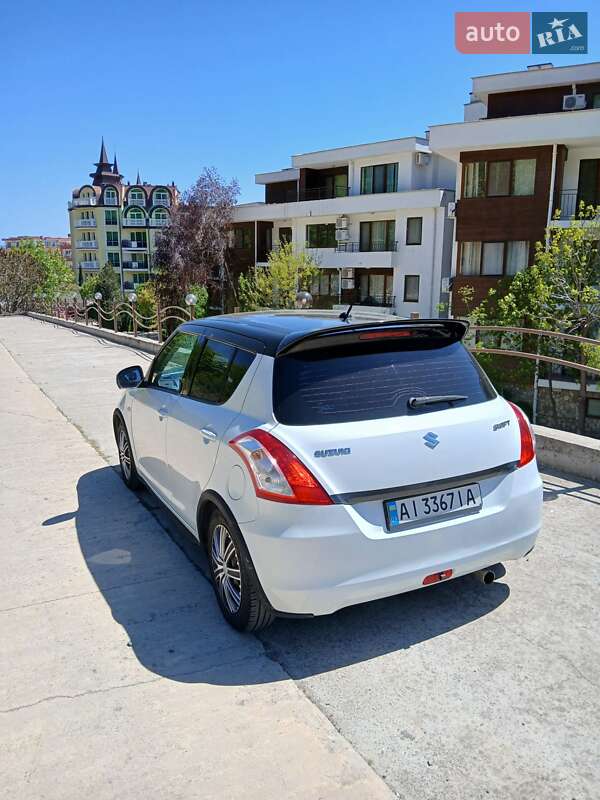 Хэтчбек Suzuki Swift 2011 в Буче