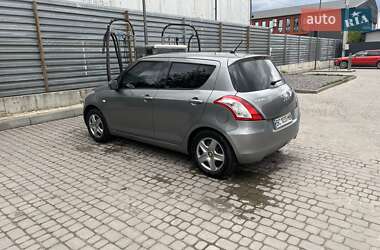 Хэтчбек Suzuki Swift 2011 в Львове