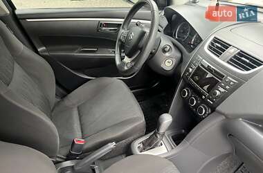 Хэтчбек Suzuki Swift 2011 в 