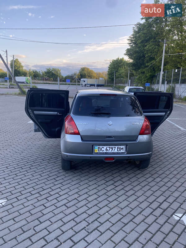 Хэтчбек Suzuki Swift 2006 в Львове фото 6 Хэтчбек Suzuki Swift 2006 в Львове