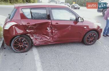 Хэтчбек Suzuki Swift 2011 в Львове
