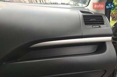 Хэтчбек Suzuki Swift 2011 в 