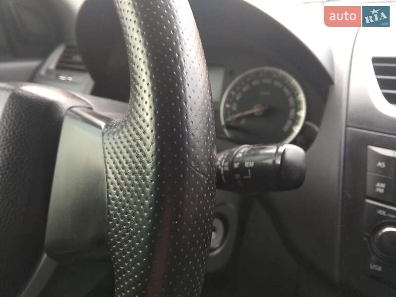 Хэтчбек Suzuki Swift 2011 в Барышевке фото 19 Хэтчбек Suzuki Swift 2011 в Барышевке