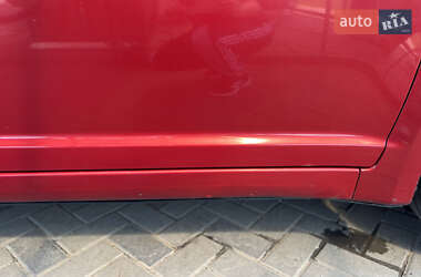 Хэтчбек Suzuki Swift 2005 в 