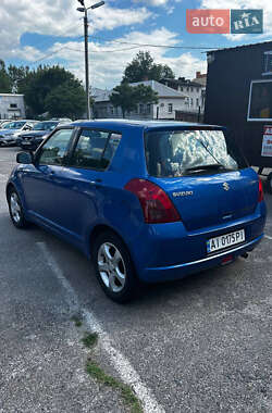 Хэтчбек Suzuki Swift 2006 в 