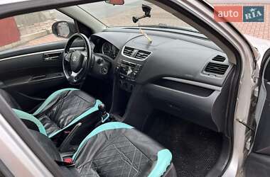 Хэтчбек Suzuki Swift 2011 в 