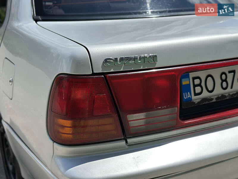 Седан Suzuki Swift 2003 в Тернополе