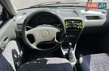 Седан Suzuki Swift 2003 в 