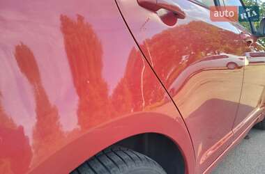 Хэтчбек Suzuki Swift 2006 в 