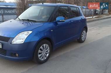 Хэтчбек Suzuki Swift 2007 в Вараше