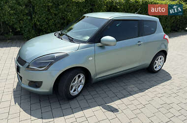 Хэтчбек Suzuki Swift 2011 в 