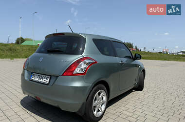 Хэтчбек Suzuki Swift 2011 в 