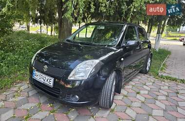 Хэтчбек Suzuki Swift 2007 в 