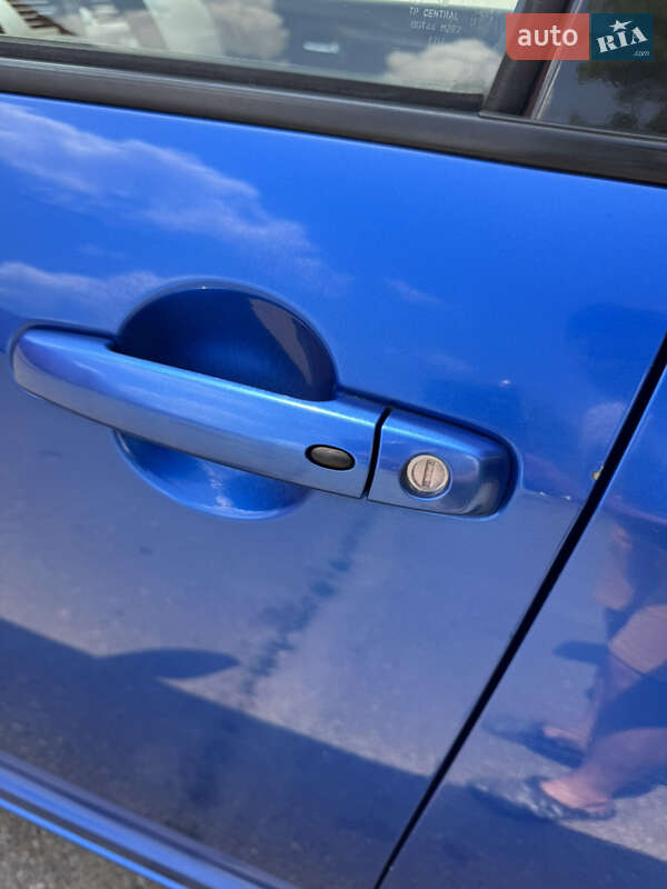Хетчбек Suzuki Swift 2007 в Києві