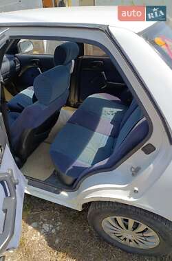 Седан Suzuki Swift 1998 в 