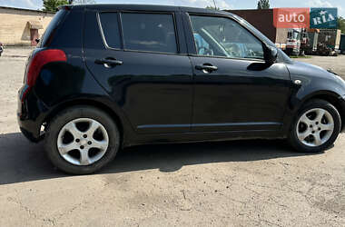Хетчбек Suzuki Swift 2007 в 