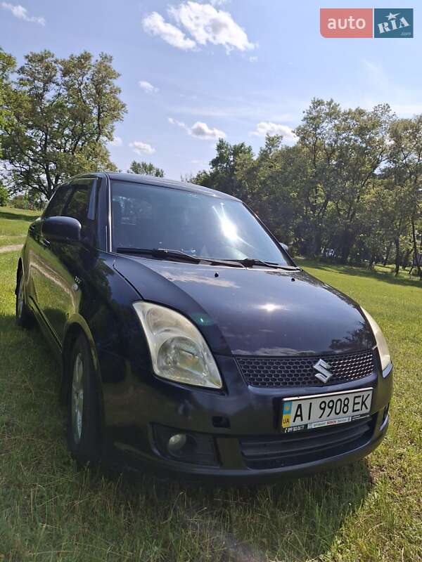 Хэтчбек Suzuki Swift 2008 в Сарнах