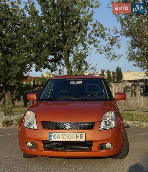 Хетчбек Suzuki Swift 2006 в Києві