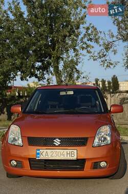 Хэтчбек Suzuki Swift 2006 в 