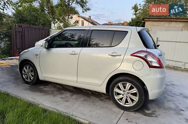Хэтчбек Suzuki Swift 2013 в 