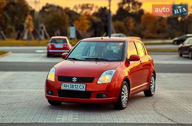 Хэтчбек Suzuki Swift 2007 в Киеве