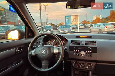 Хэтчбек Suzuki Swift 2007 в 