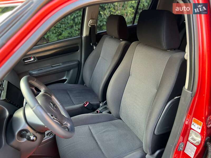 Хэтчбек Suzuki Swift 2008 в Лысянке