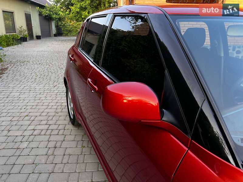 Хэтчбек Suzuki Swift 2008 в Лысянке