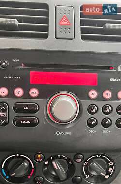 Хэтчбек Suzuki Swift 2007 в 