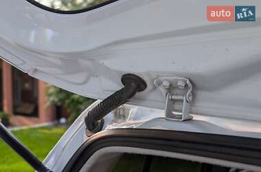 Хэтчбек Suzuki Swift 2013 в 
