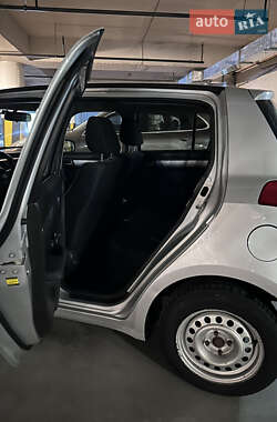 Хэтчбек Suzuki Swift 2010 в 