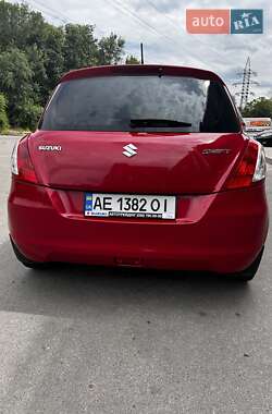 Хэтчбек Suzuki Swift 2011 в 