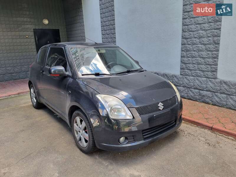 Хэтчбек Suzuki Swift 2008 в 
