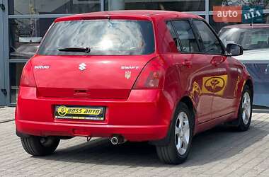Хэтчбек Suzuki Swift 2005 в 