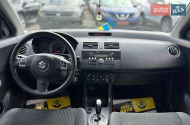 Хэтчбек Suzuki Swift 2005 в 
